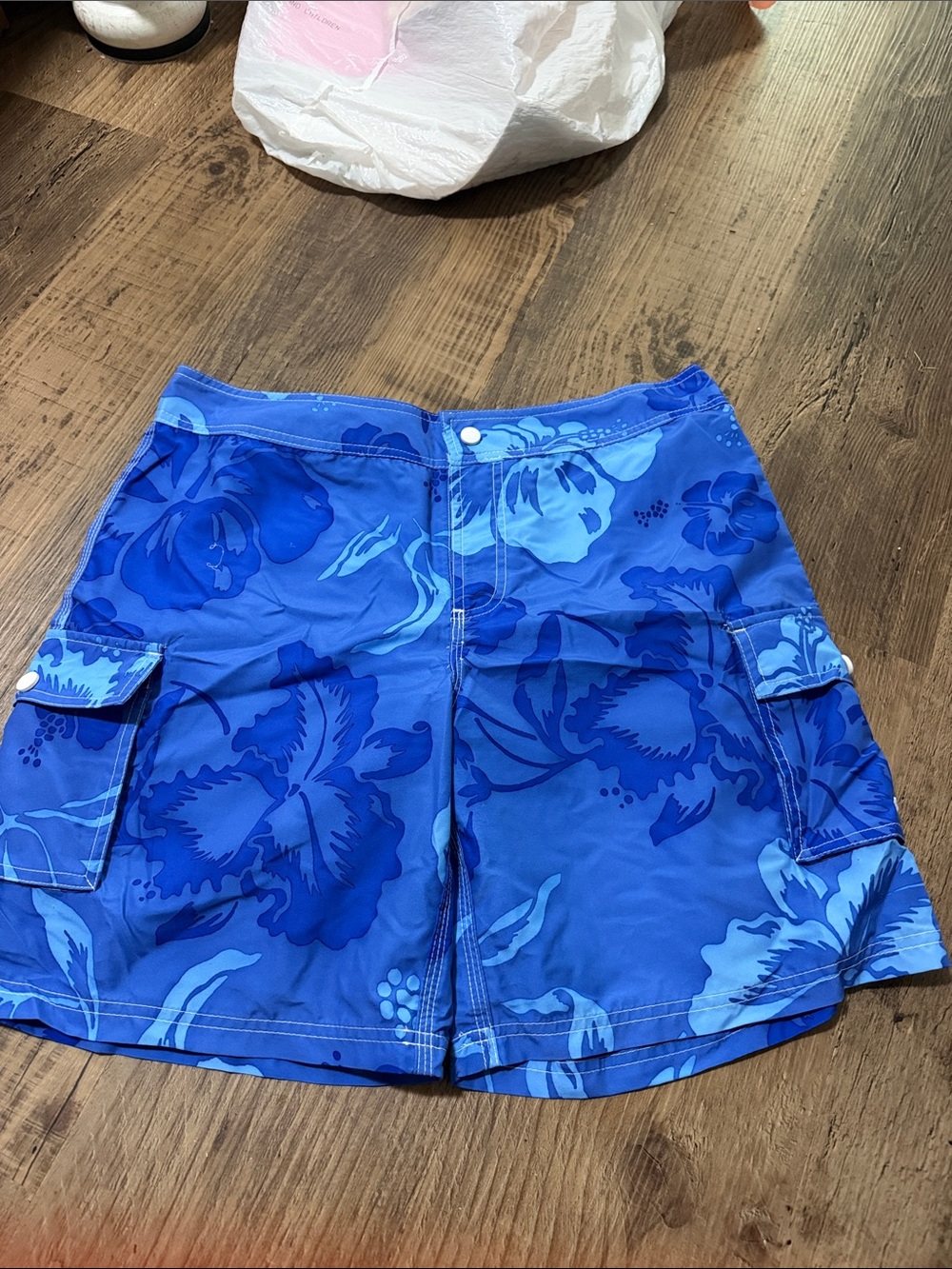 VENUS Blue Floral Cargo Skort